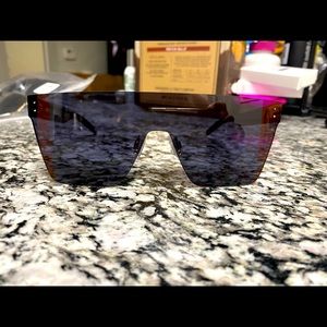 100% Authentic Hugo Boss sunglasses. HG1084/s 268. Brand new and original.